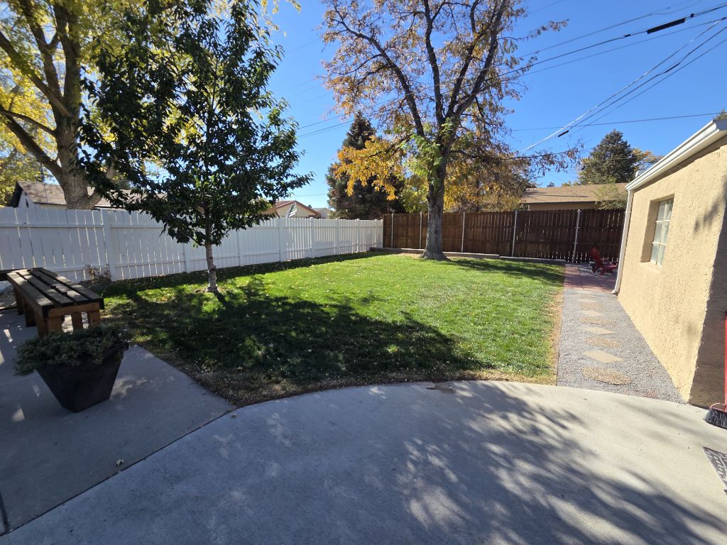 Weekly yard maintenance 